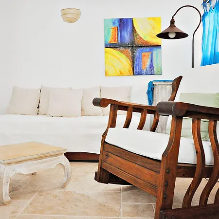 Uma Casa A Beira Sol