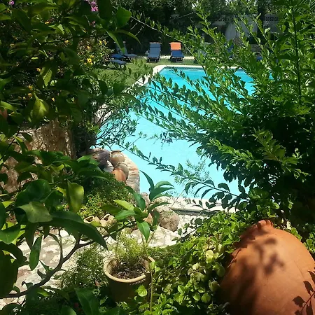 Uma Casa A Beira Sol Bed & Breakfast 4*