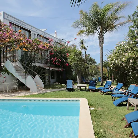 Uma Casa A Beira Sol לאגוּ‏ש