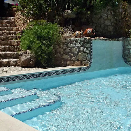 לינה וארוחת בוקר Uma Casa A Beira Sol 4*