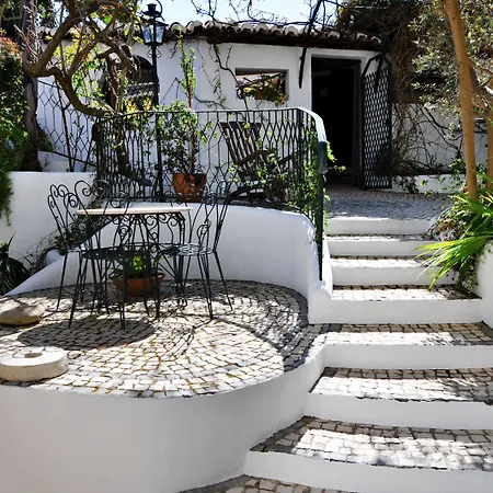Uma Casa A Beira Sol לאגוּ‏ש