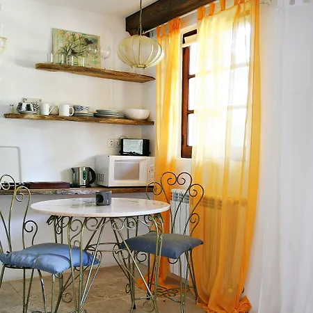 לינה וארוחת בוקר Uma Casa A Beira Sol 4*