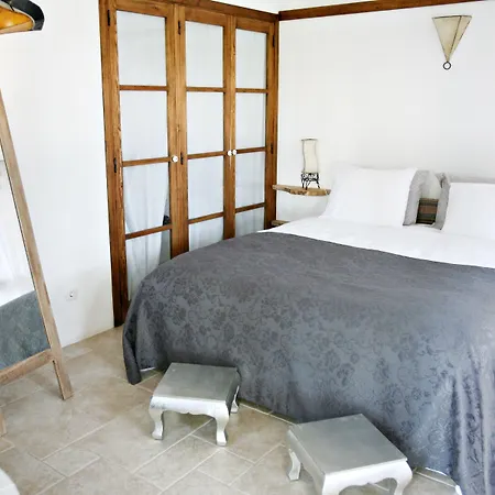 Uma Casa A Beira Sol לינה וארוחת בוקר