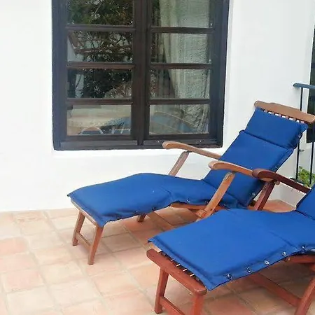 Uma Casa A Beira Sol Лагуш