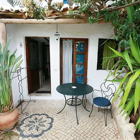 Uma Casa A Beira Sol