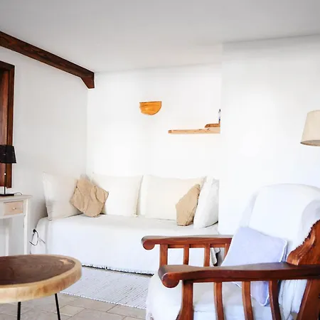 Uma Casa A Beira Sol Bed & Breakfast 4*