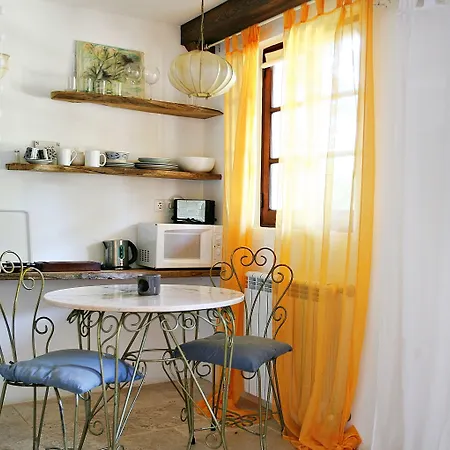 Uma Casa A Beira Sol