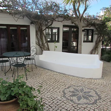 Uma Casa A Beira Sol Bed & Breakfast
