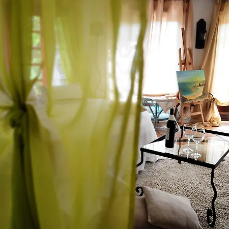 Bed & Breakfast Uma Casa A Beira Sol Lagos