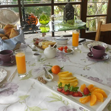 Bed & Breakfast Uma Casa A Beira Sol 4*