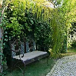 Alojamento de Acomodação e Pequeno-almoço Uma Casa A Beira Sol