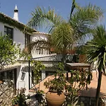 Uma Casa A Beira Sol Alojamento de Acomodação e Pequeno-almoço 4*
