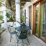 Uma Casa A Beira Sol