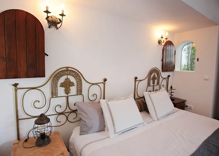 Uma Casa A Beira Sol 4*