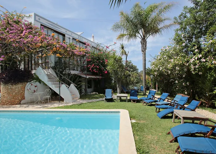 Uma Casa A Beira Sol Lagos